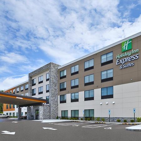 Holiday Inn Express & Suites - Painesville - Concord By Ihg Eksteriør billede