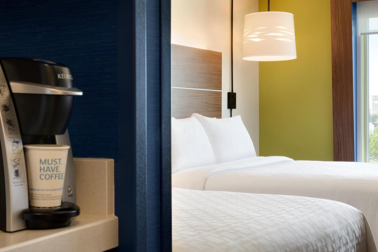 Holiday Inn Express & Suites - Painesville - Concord By Ihg Eksteriør billede