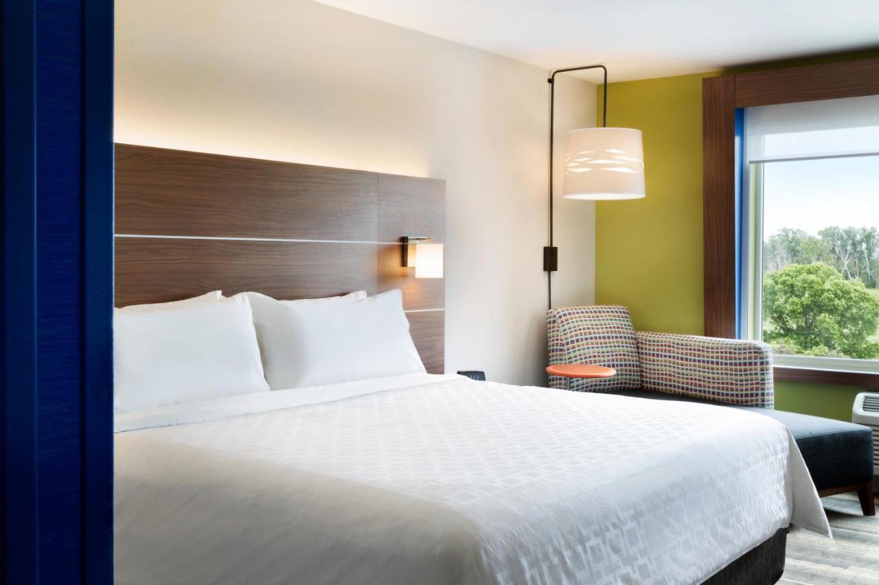 Holiday Inn Express & Suites - Painesville - Concord By Ihg Eksteriør billede